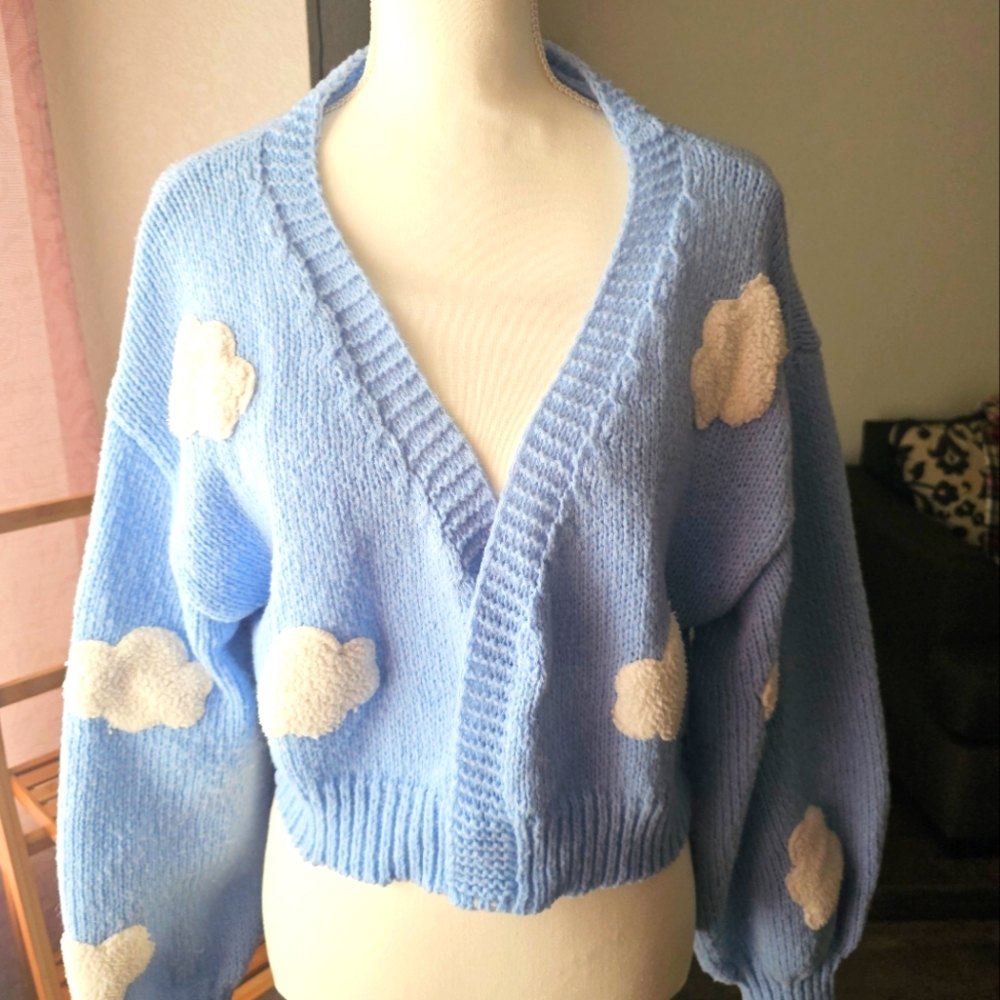 Crop cloud sweater